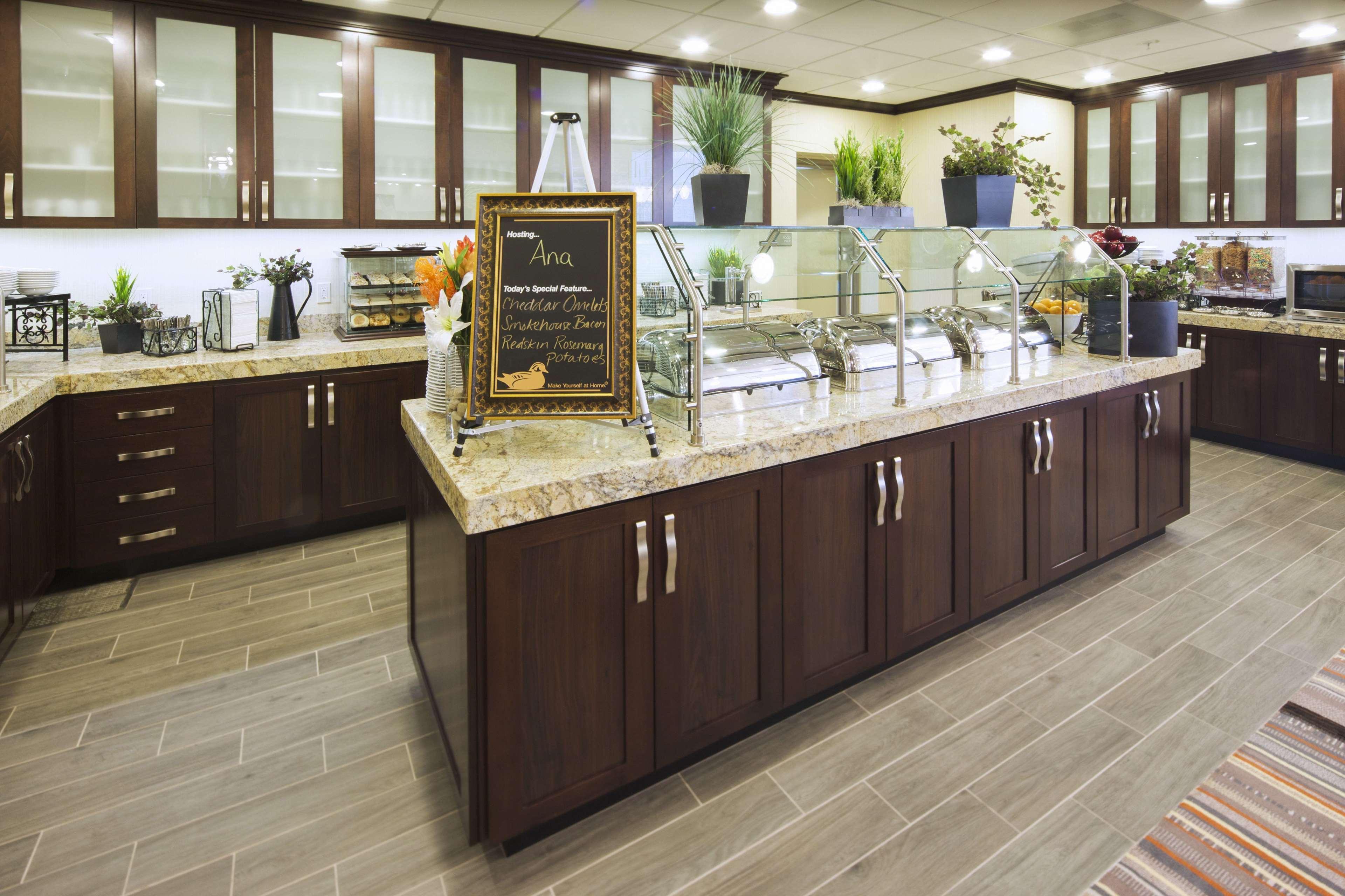 Homewood Suites By Hilton Seattle/Lynnwood Exterior photo